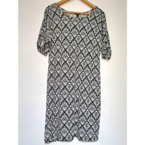 Forever Black and White Geometric Print Dress Size Small